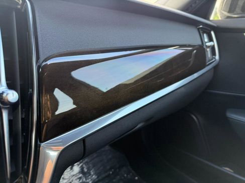 Used 2018 Volvo S90 T5 Momentum w/ Convenience Package FWD image 36