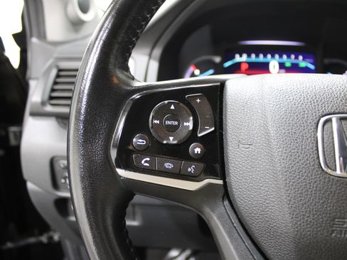 Used 2021 Honda Pilot Touring image 9