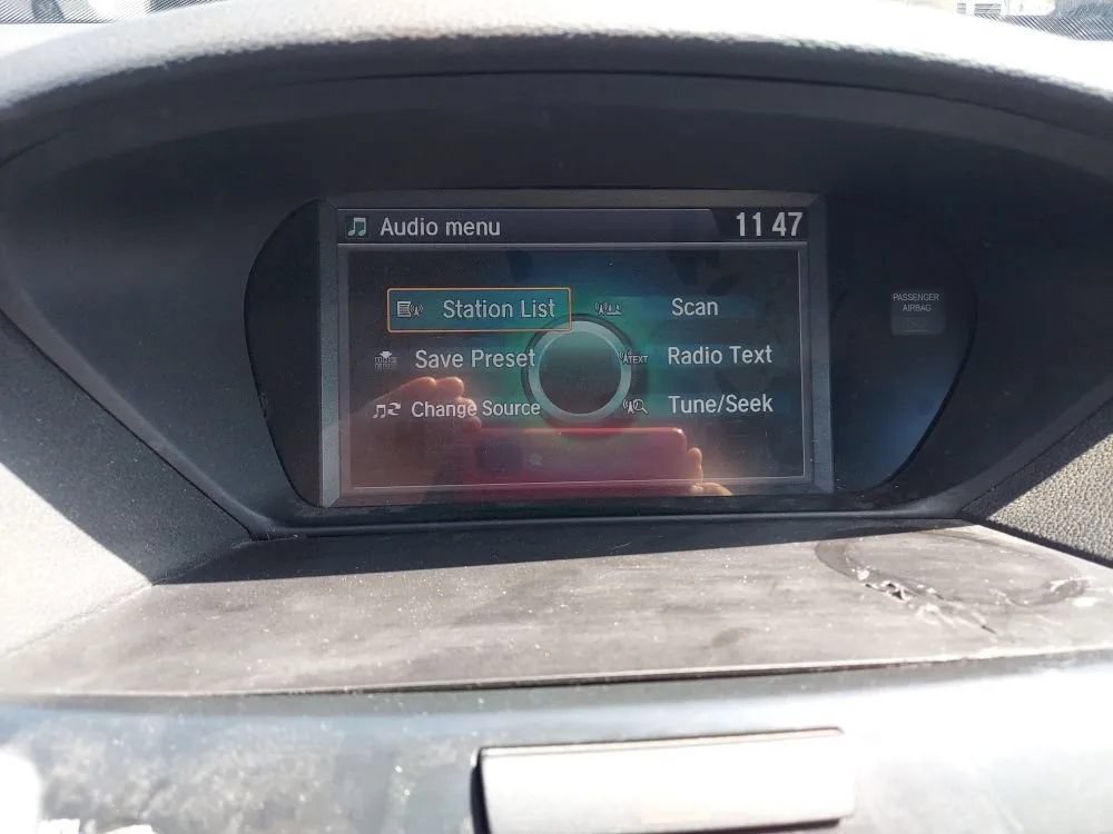 Used 2015 Acura TLX FWD image 17