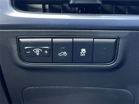 Certified 2025 Hyundai Santa Cruz SEL image 23