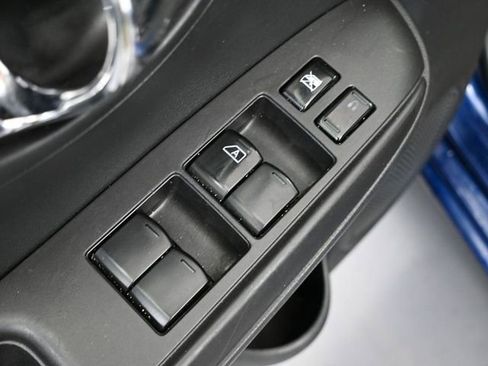 Used 2018 Nissan Versa SV image 18