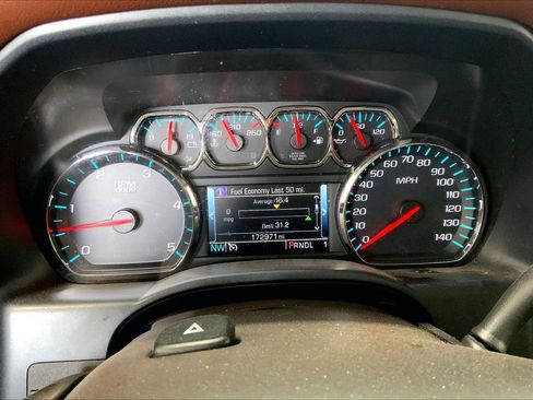 Used 2018 Chevrolet Silverado 2500 High Country w/ Duramax Plus Package AWD/4WD image 18