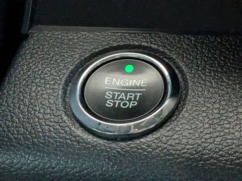 Used 2020 Ford F150 Lariat RWD image 30