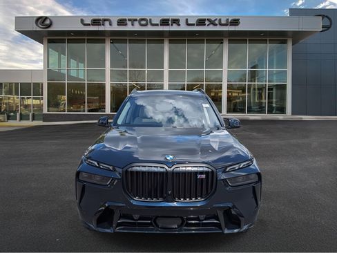 Used 2023 BMW X7 M60i image 8