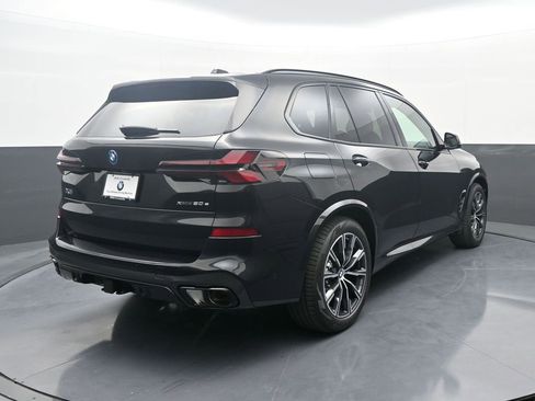 New 2026 BMW X5 xDrive50e w/ M Sport Package image 7