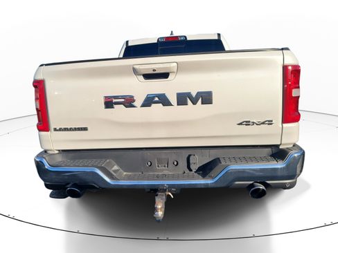 Used 2025 RAM 1500 Laramie AWD/4WD image 5