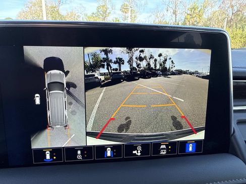 Used 2024 Chevrolet Suburban High Country w/ Max Trailering Package image 28