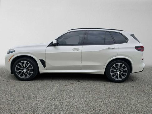 Used 2025 BMW X5 xDrive40i AWD/4WD image 6