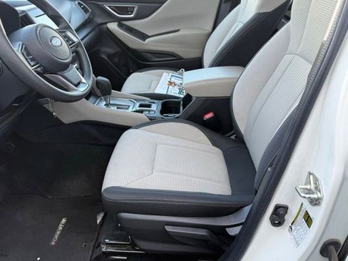 Used 2021 Subaru Forester AWD/4WD image 18