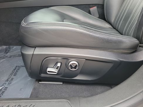 Used 2023 Maserati Levante GT image 20