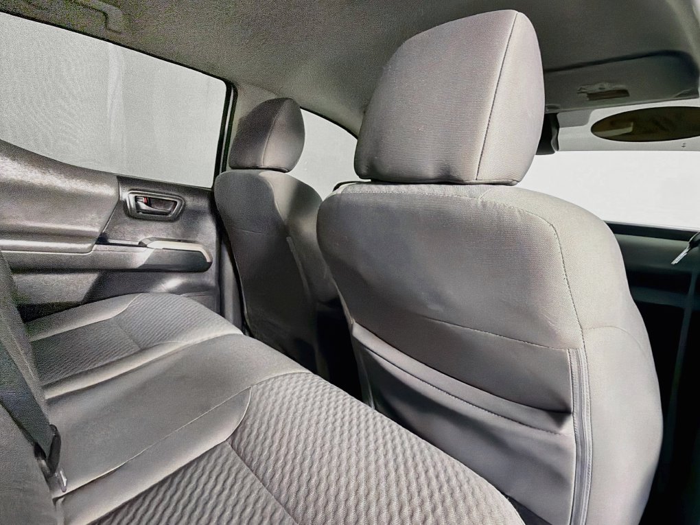 Used 2022 Toyota Tacoma SR5 RWD image 27