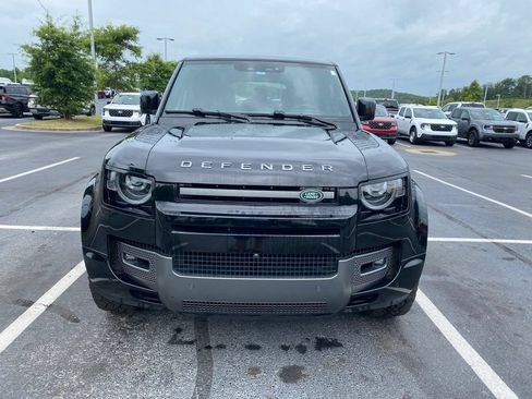 Used 2025 Land Rover Defender 130 Outbound AWD/4WD image 2