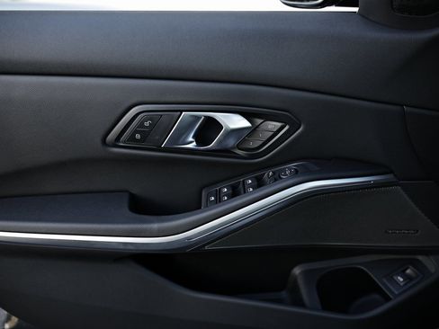 New 2026 BMW 330i Sedan w/ M Sport Package image 14