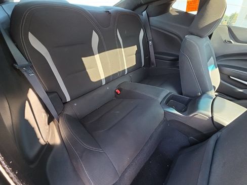 Used 2021 Chevrolet Camaro LT RWD image 7