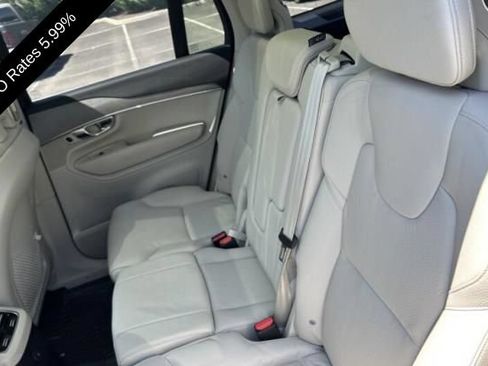 Used 2025 Volvo XC90 T8 Plus w/ Protection Package Premier AWD/4WD image 10