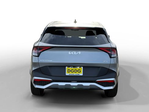 Used 2024 Kia Sportage LX image 4