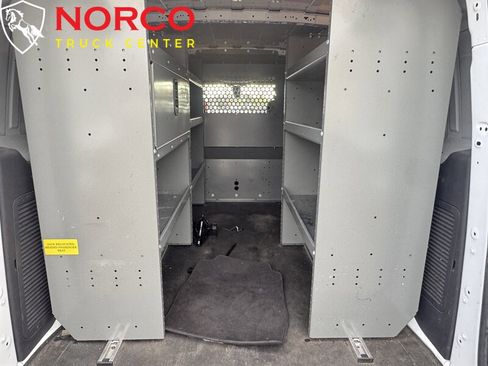 Used 2018 Ford Transit Connect XLT image 14