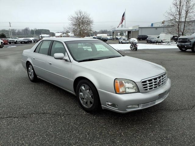 Used 2002 Cadillac De Ville DTS w/ Premium Equipment Pkg FWD image 1