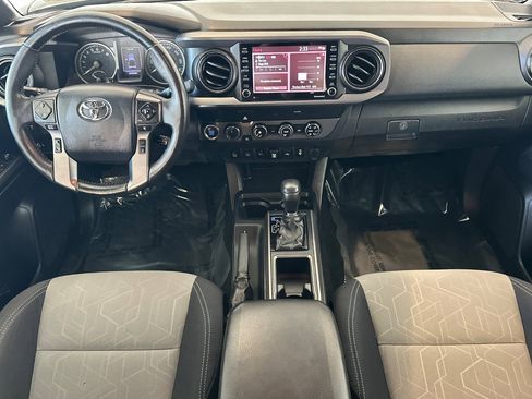 Certified 2020 Toyota Tacoma TRD Off-Road image 13