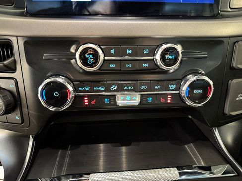 Certified 2022 Ford F150 Raptor w/ Torsen Package AWD/4WD image 30