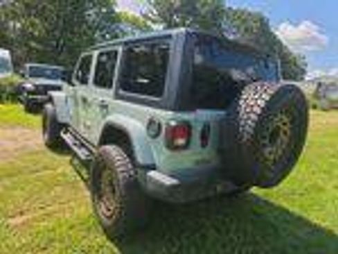 Used 2023 Jeep Wrangler Unlimited Sport AWD/4WD image 6