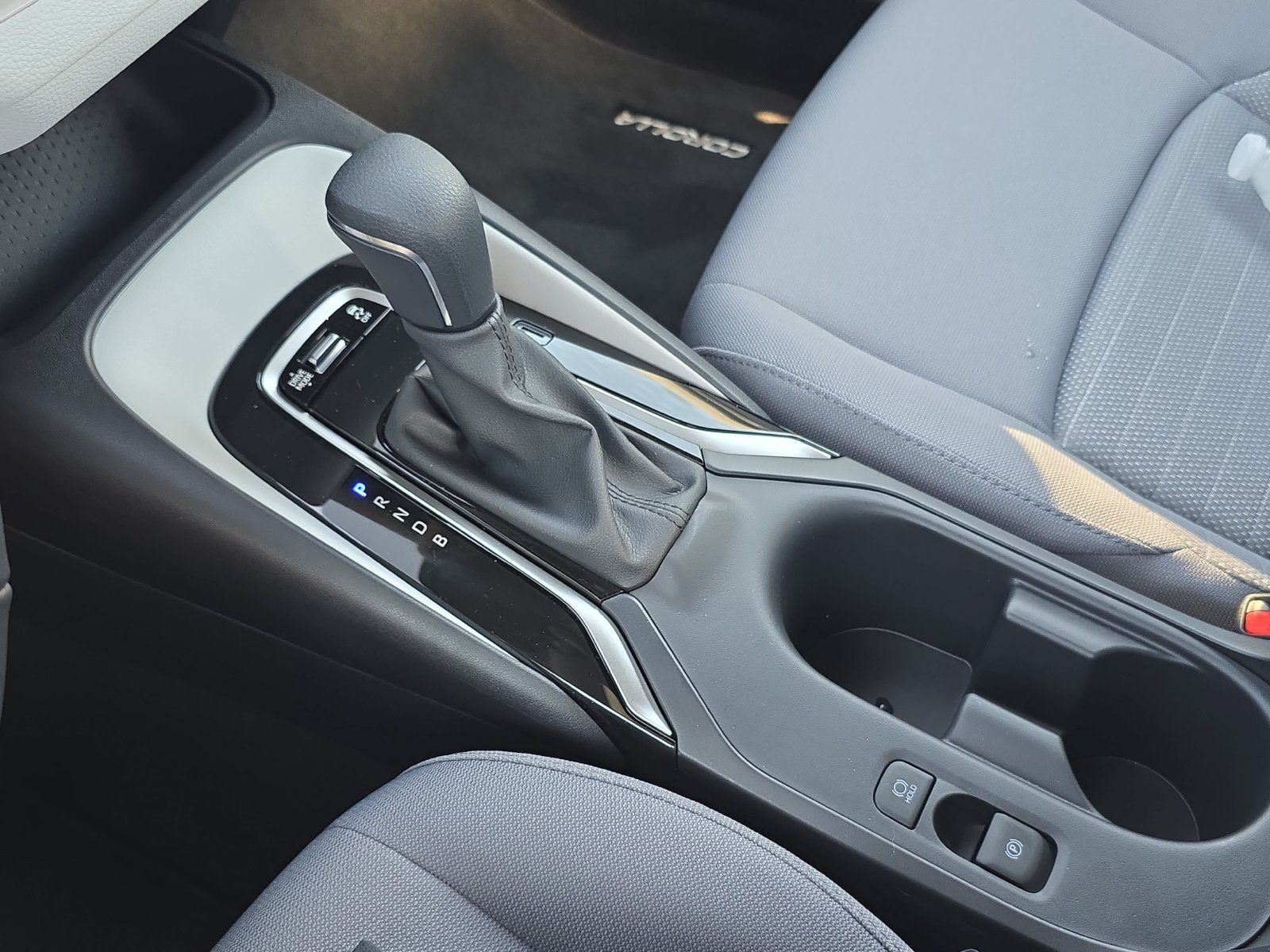 New 2027 Toyota Corolla SE FWD image 21