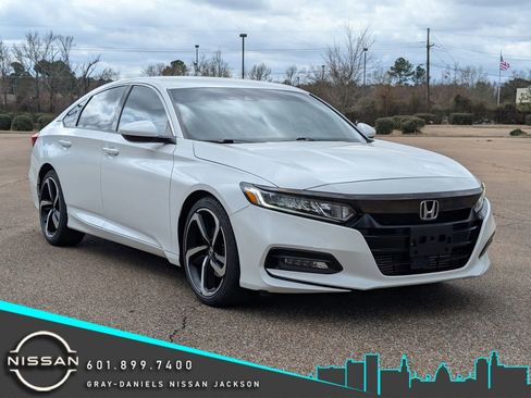 Used 2020 Honda Accord Sport image 1