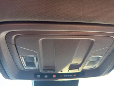 Used 2024 Chevrolet Silverado 1500 LT image 24