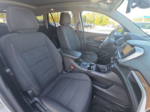 Used 2021 GMC Terrain SLE w/ Driver Convenience Package image 28