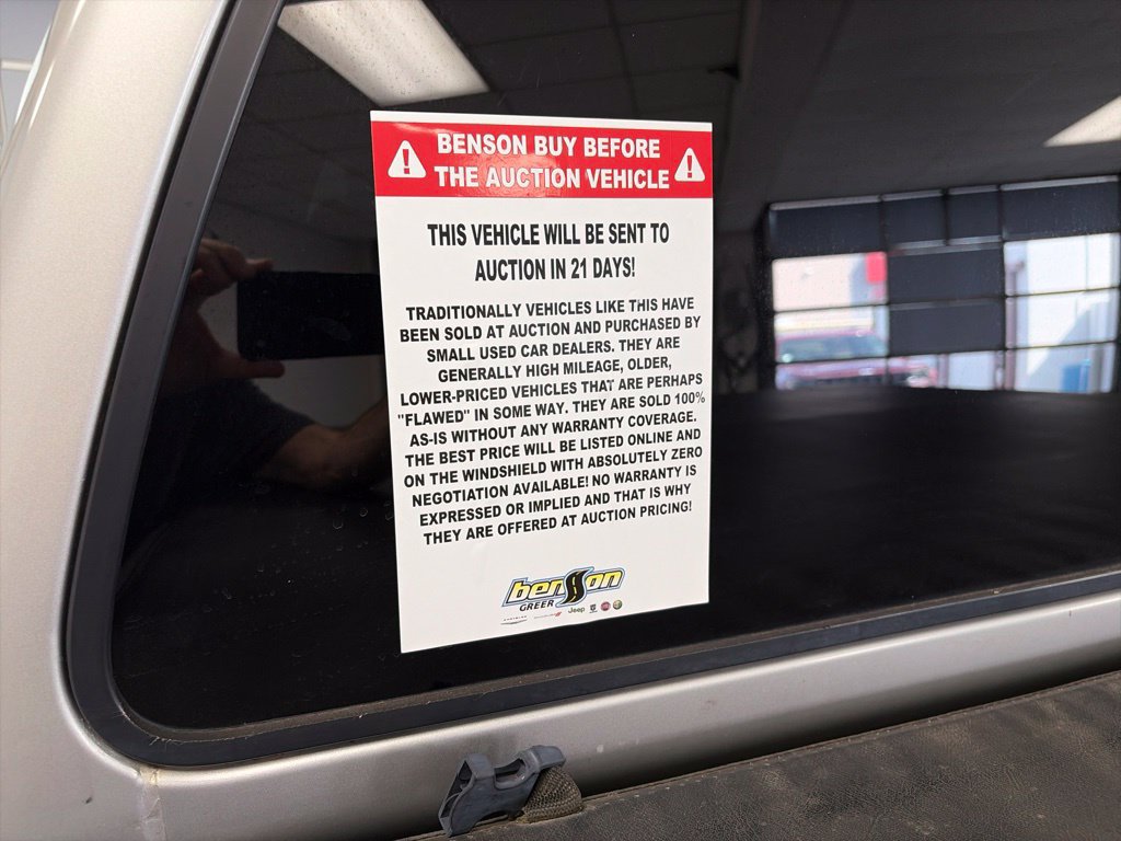 Used 2014 Nissan Frontier SV w/ SV Value Truck Package RWD image 8