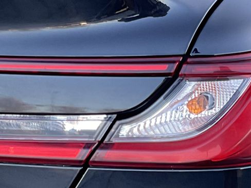 Used 2025 Toyota Camry LE image 11