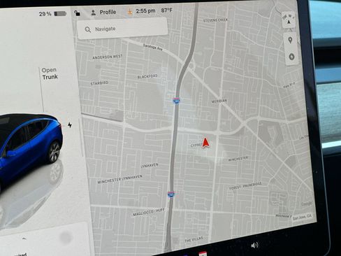Used 2024 Tesla Model Y Long Range AWD/4WD image 20