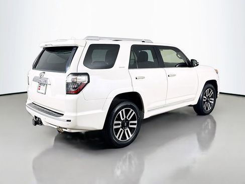 Used 2014 Toyota 4Runner Limited image 5