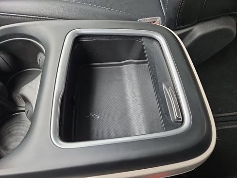 Used 2024 Chrysler Pacifica Touring-L image 62