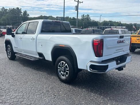 Used 2022 GMC Sierra 2500 AT4 w/ AT4 Preferred Package AWD/4WD image 5