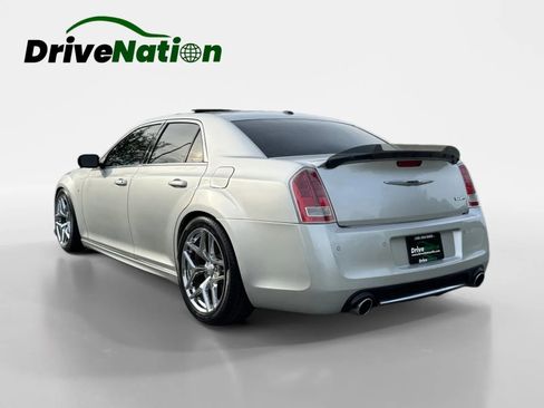 Used 2012 Chrysler 300 SRT8 RWD image 7