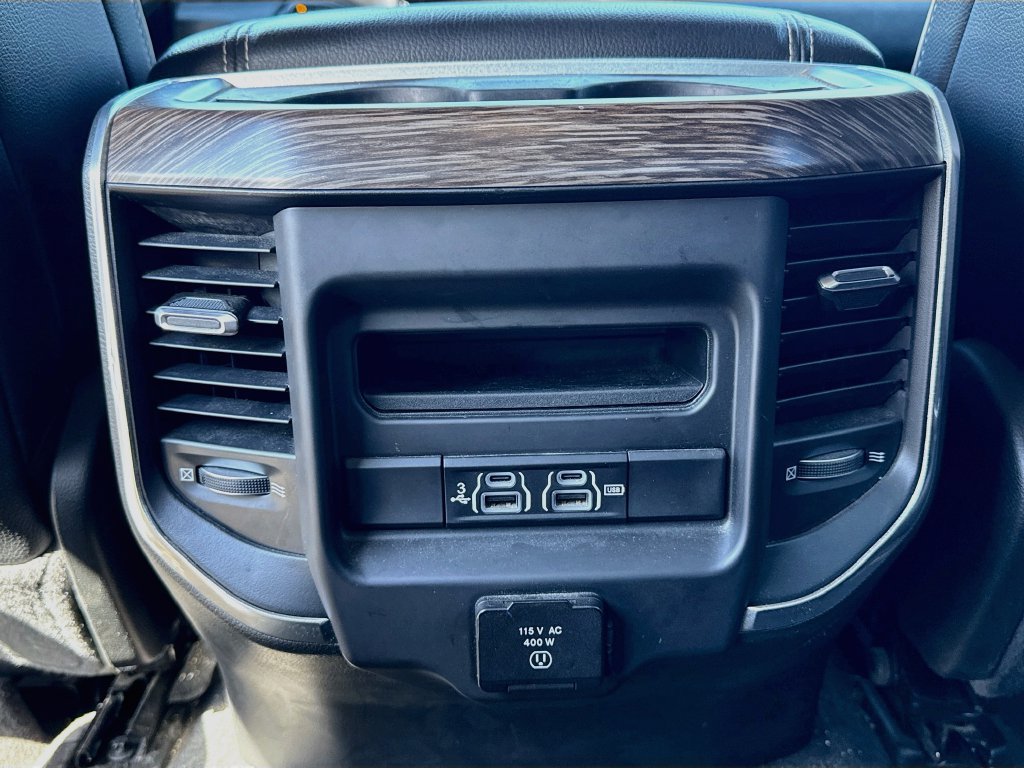 Used 2020 RAM 1500 Laramie AWD/4WD image 34