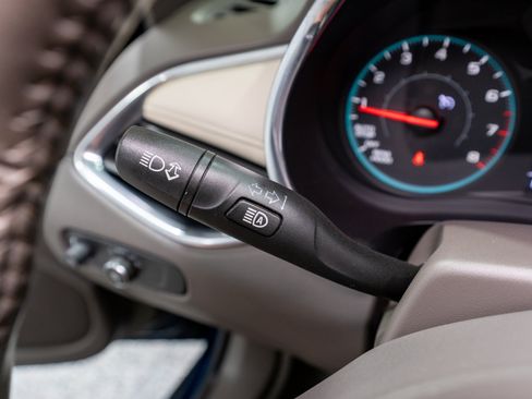 Used 2019 Chevrolet Malibu LT w/ Leather Package FWD image 26