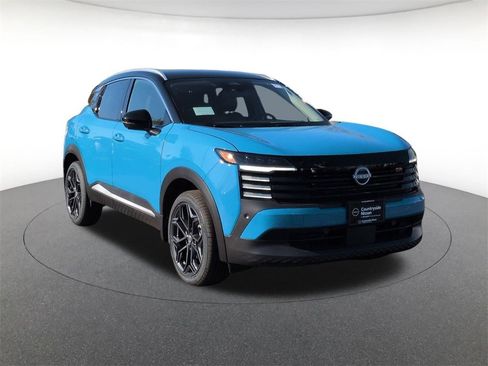 New 2026 Nissan Kicks SR w/ Cold Weather Package image 3