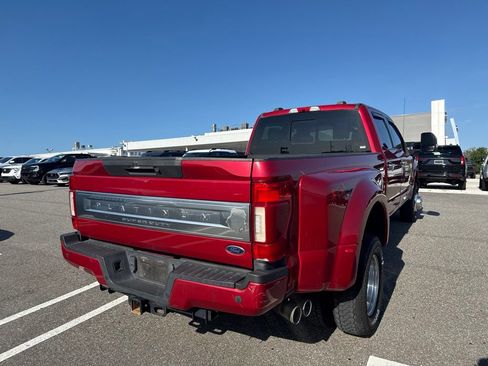 Used 2020 Ford F350 Platinum AWD/4WD image 2