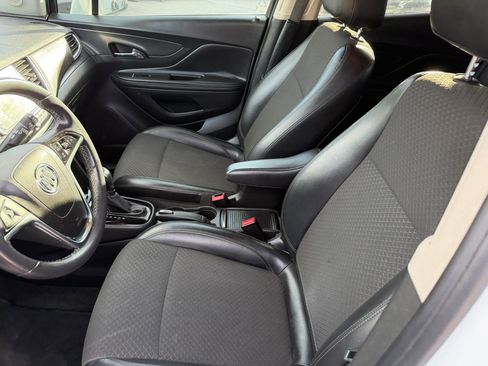 Used 2019 Buick Encore Sport Touring w/ Safety Package FWD image 8
