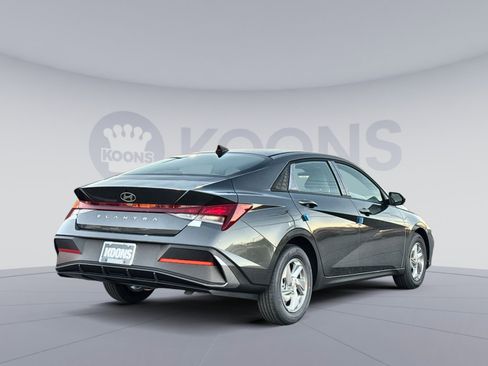 New 2026 Hyundai Elantra SE image 7