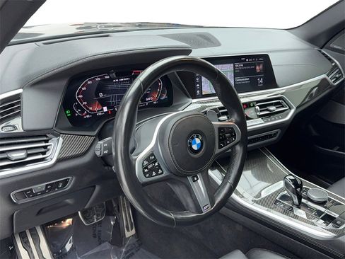 Used 2022 BMW X5 M50i image 14
