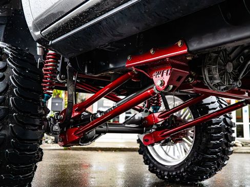 Used 2006 GMC Sierra 2500 SLT w/ Heavy-Duty Power Package image 12