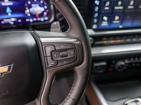 Used 2023 Chevrolet Silverado 1500 High Country w/ High Country Premium Package image 16