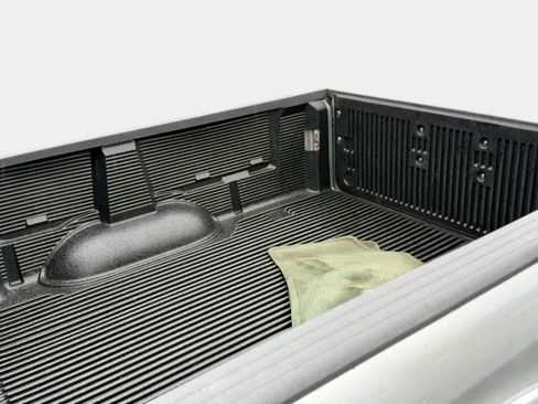 Used 2005 Toyota Tundra SR5 image 9