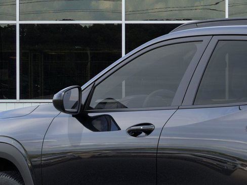 New 2026 Chevrolet Trax LT image 12