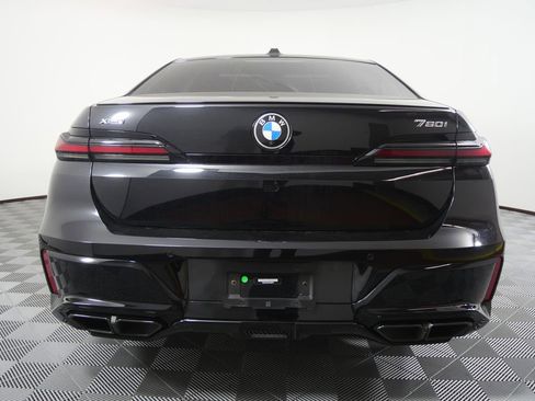 Certified 2023 BMW 760i xDrive image 4