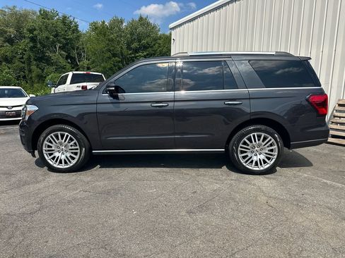 Used 2024 Ford Expedition Limited AWD/4WD image 9