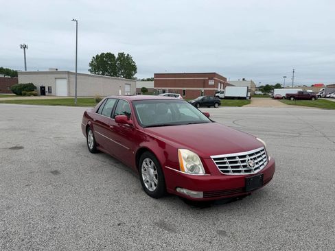 Used 2008 Cadillac DTS FWD image 6